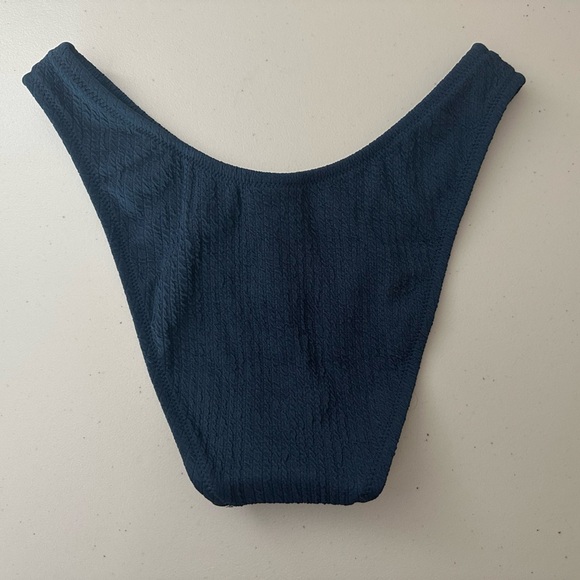 J.Crew Textured Curved-Waist Cheeky Bikini Swim Bottom Size XS Dark Blue - Picture 6 of 6